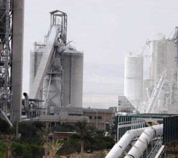 Residential cement contractors
